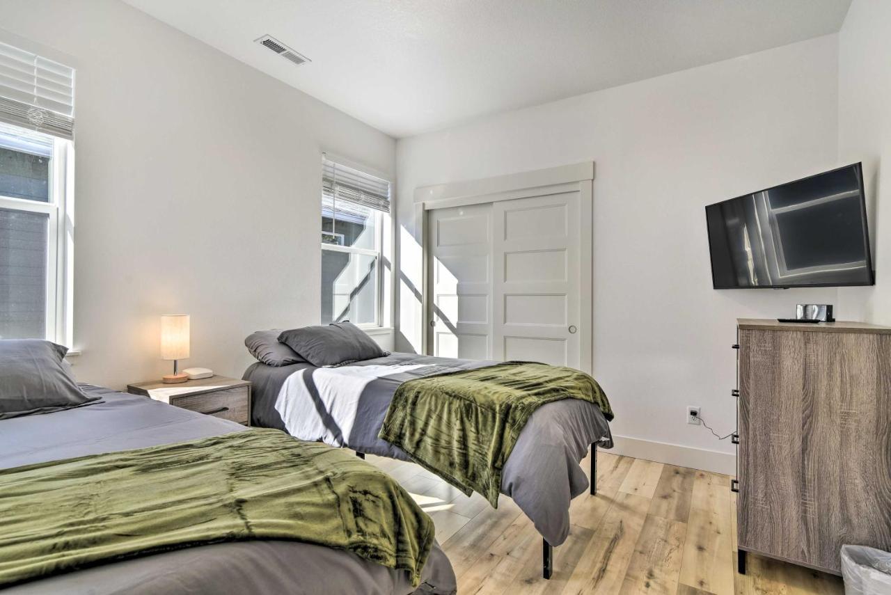 Вилла Stunning Stevenson Retreat With Mountain Views! Экстерьер фото